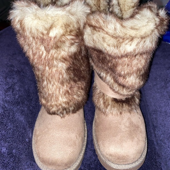 DSW Shoes Dsw Tennis Shoes Poshmark